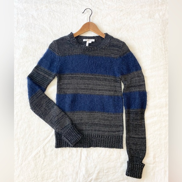 NWOT BCBG Wide Striped Crewneck Sweater - Picture 8 of 10